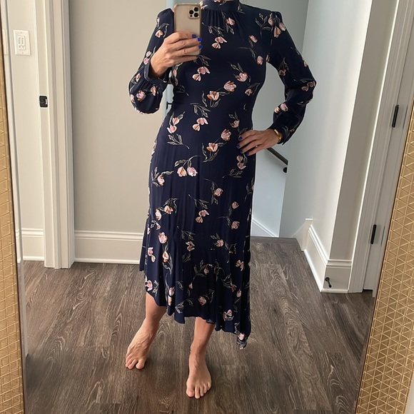 Dress - Picture 2 of 7